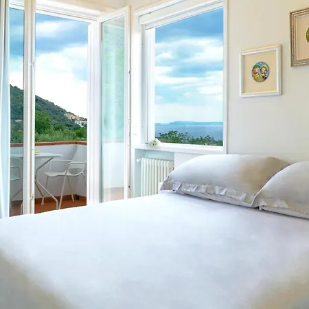 Seiano Sleeps 8 Pool Air Con Wifi Nerano